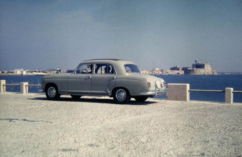 1955 Mercedes-Benz 220 a «Ponton» (W 180 I)